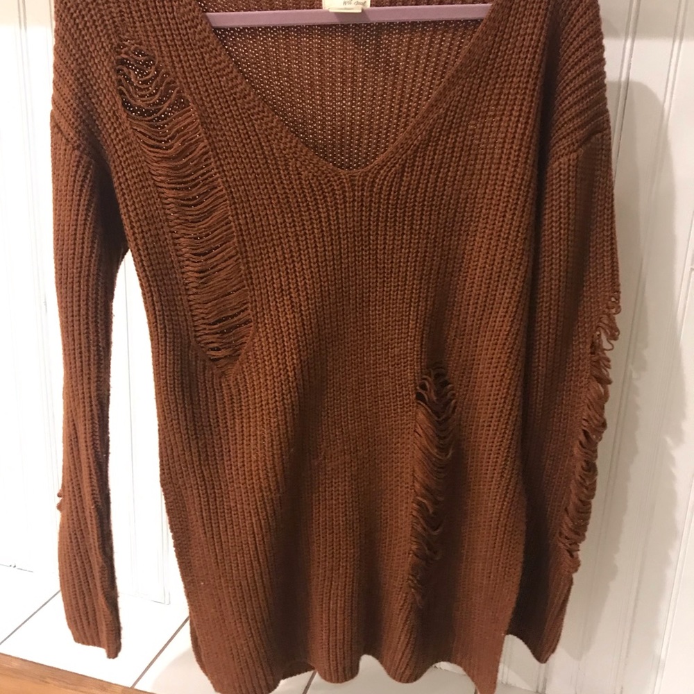 Sweater - Picture 4 of 5
